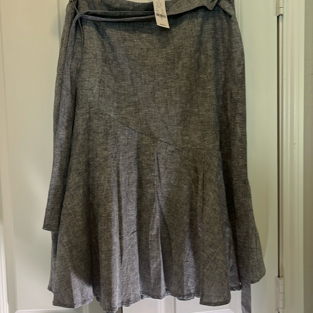 NY & Co Textured Knit Skirt (Navy)- size 14